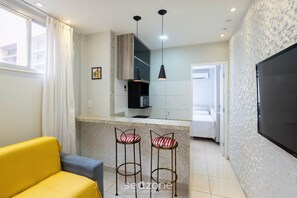 Basic Apartment | Living area