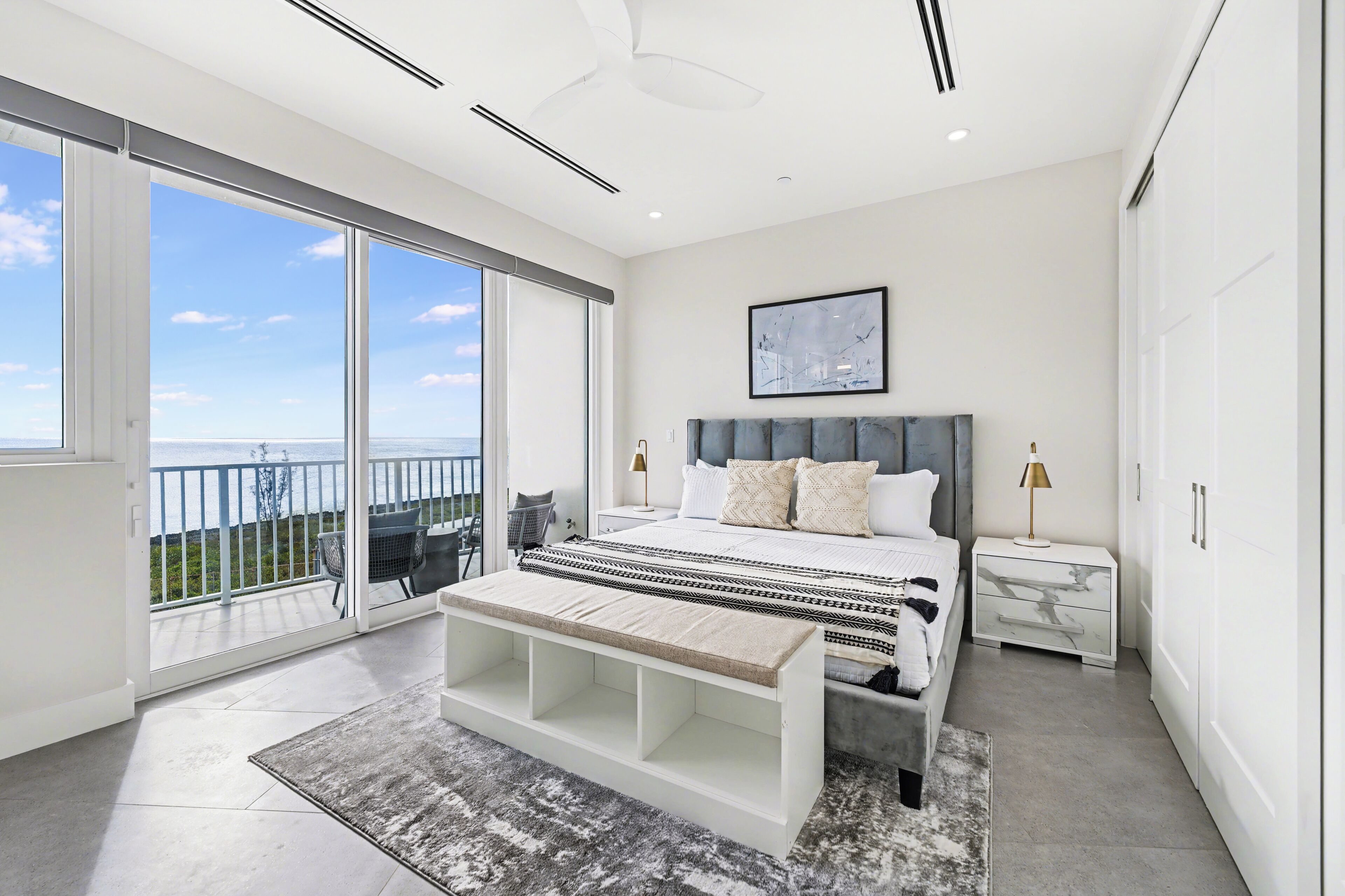 Apartment, 3 Schlafzimmer, Meerblick | Bügeleisen/Bügelbrett, kostenlose Babybetten, kostenloses WLAN