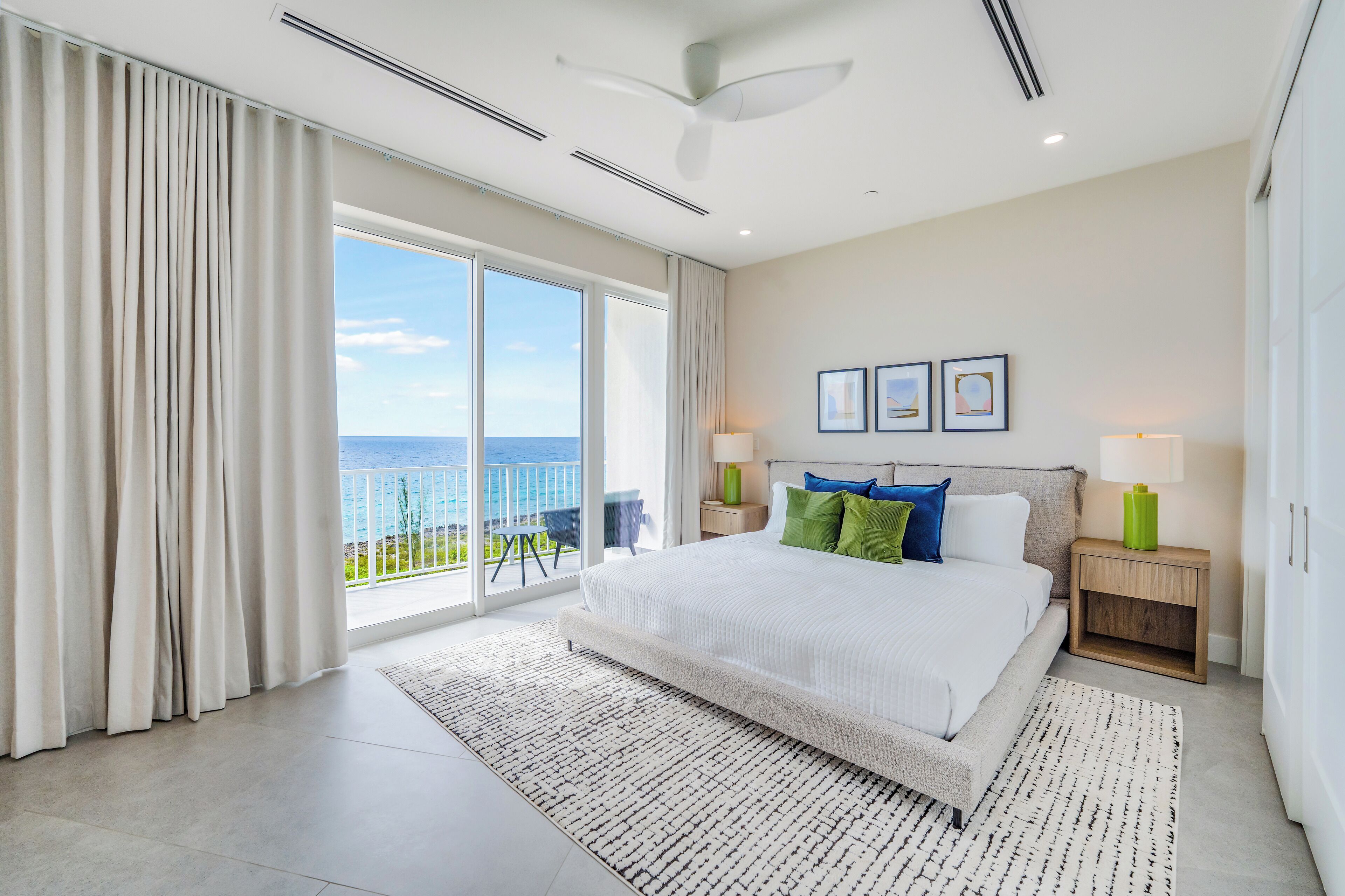 304 - 3 Bedroom Ocean View (3rd Floor)