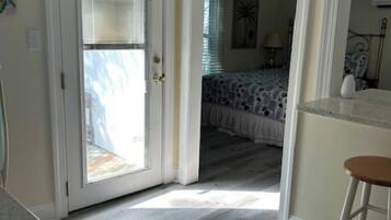 Studio | Living area