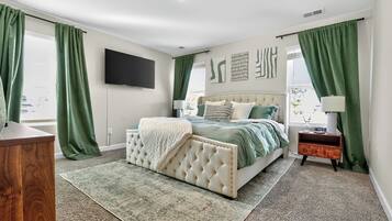 3 bedrooms, iron/ironing board, Internet, bed sheets