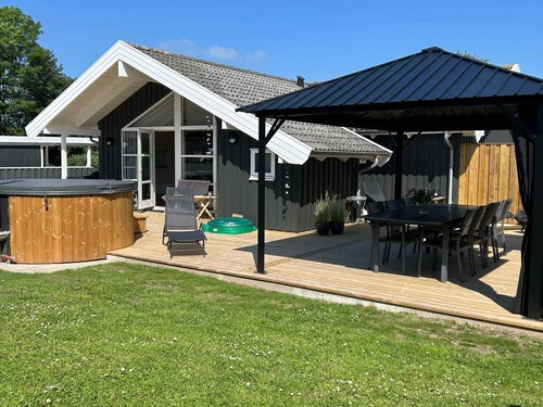 5 Star Holiday Home in Assens