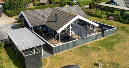 5 Star Holiday Home in Assens