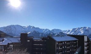 Exterior - Holiday Home in Alpe D'huez Near Slopes (Huez)