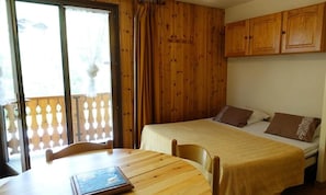 Room - 2-star Apartment for 4 People at the Foot of the Slopes (Beaufort)