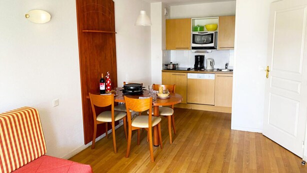 Interior - Apartment in La Mongie by Pic du Midi (Bagnères-de-Bigorre)