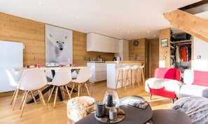 Dining - Apartment in Villards Near Transarc Lift (Bourg-Saint-Maurice)