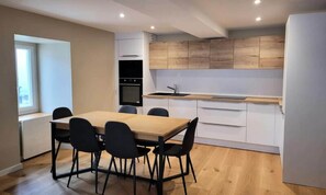 Dining - Apartment in Alea Near Ski Bus Stop (Bareges)