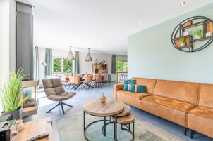 Villa | Living room