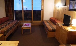Living area - Arpason 18 (Les Allues)