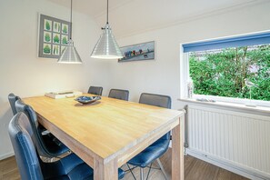 House | Dining - Charming Villa Near the sea and Forest (De Koog)