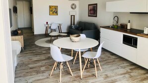 Uklassifisert bilde, 4 av 19, knapp