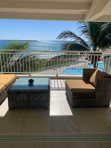 Duplex Mont Vernon, 3 bedrooms - on Orient Beach!