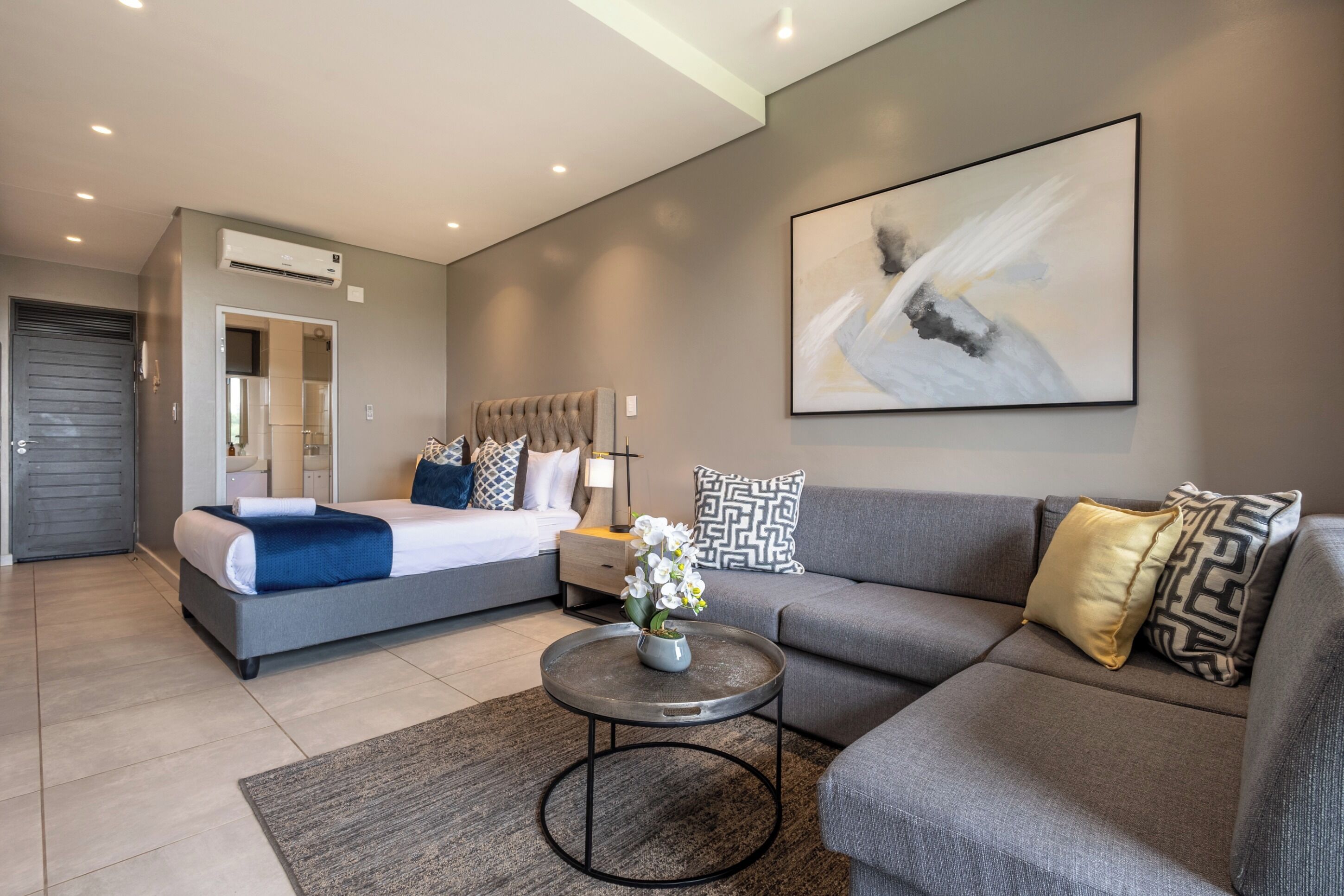 1 bedroom, in-room safe, iron/ironing board, WiFi