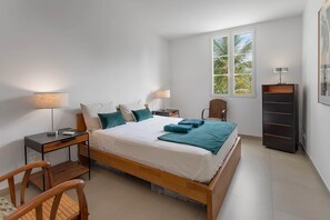 Iron/ironing board, WiFi, bed sheets - Villa Sunlight, 2 bedrooms with private pool behind Orient Beach (Collectivity of Saint Martin)