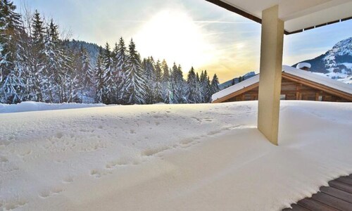 Raiches 4: Cozy Bohemian Apartment in Outalays