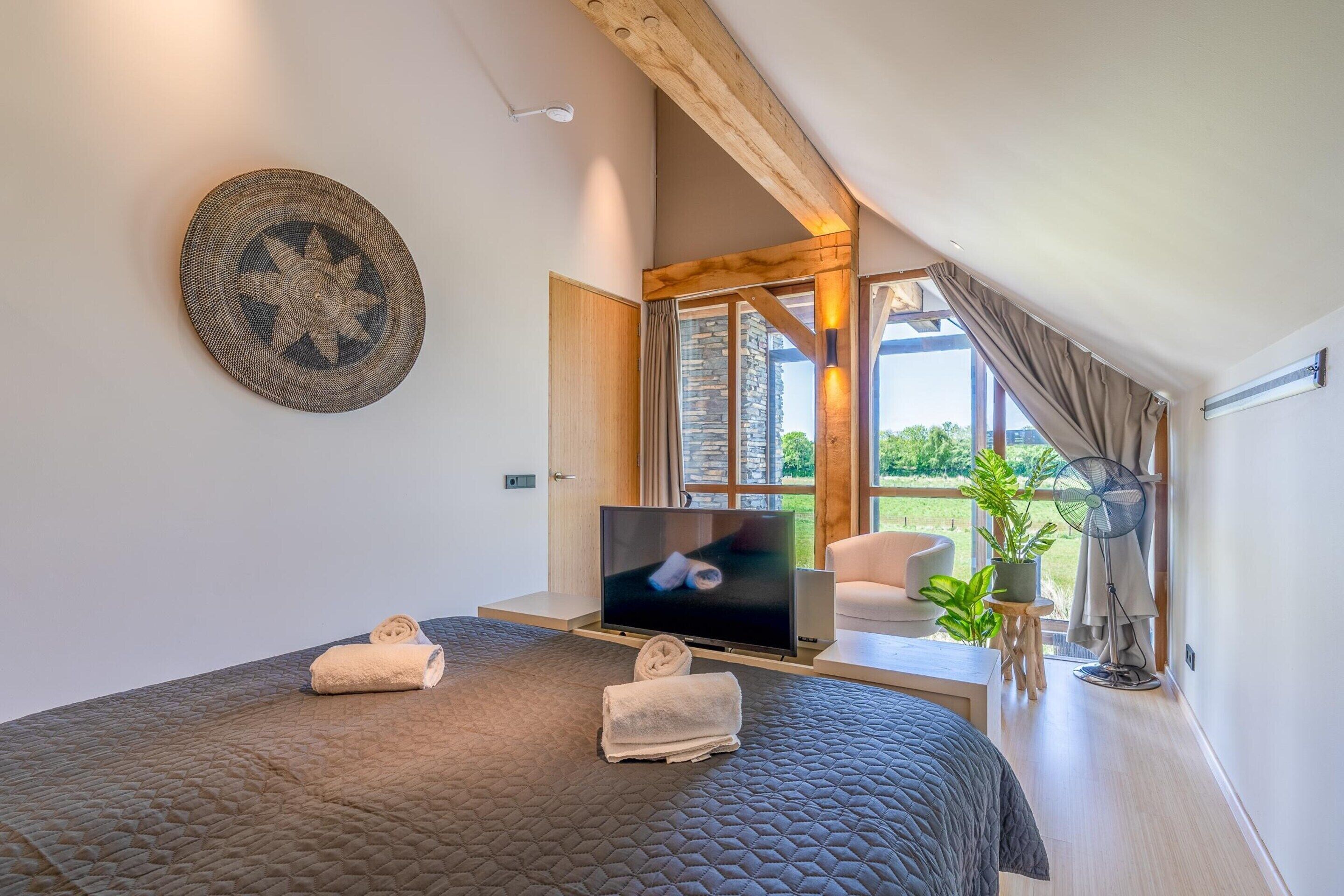 Villa | 3 bilik tidur, dilengkapkan perabot secara berasingan 