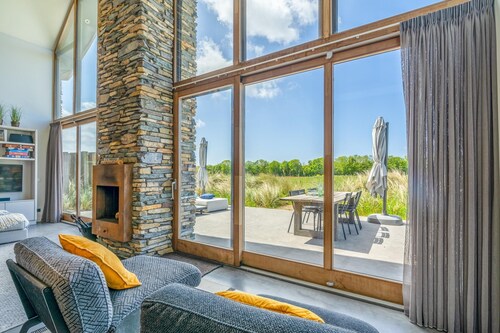 Luxurious and Sustainable 6-person Holiday Villa