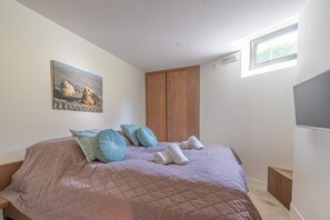 Villa | 4 bedrooms, iron/ironing board, bed sheets