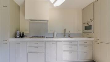 Biệt thự | Bếp riêng