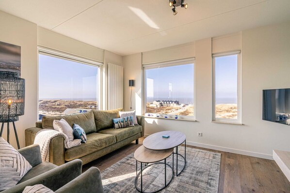 Apartment | Living room