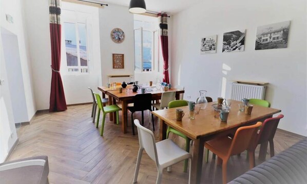 Dining - Collectively Managed Gazte - 15 People, Tourism/disabled - Rated (Beaufort)