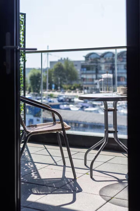 تناول الطعام بالخارج