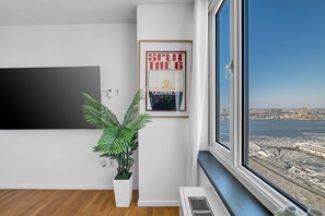 Interior - 2-bedroom apartment in brilliant New York with AC (New York)