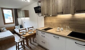 Room - Rainbow L10<br /> (Les Allues)