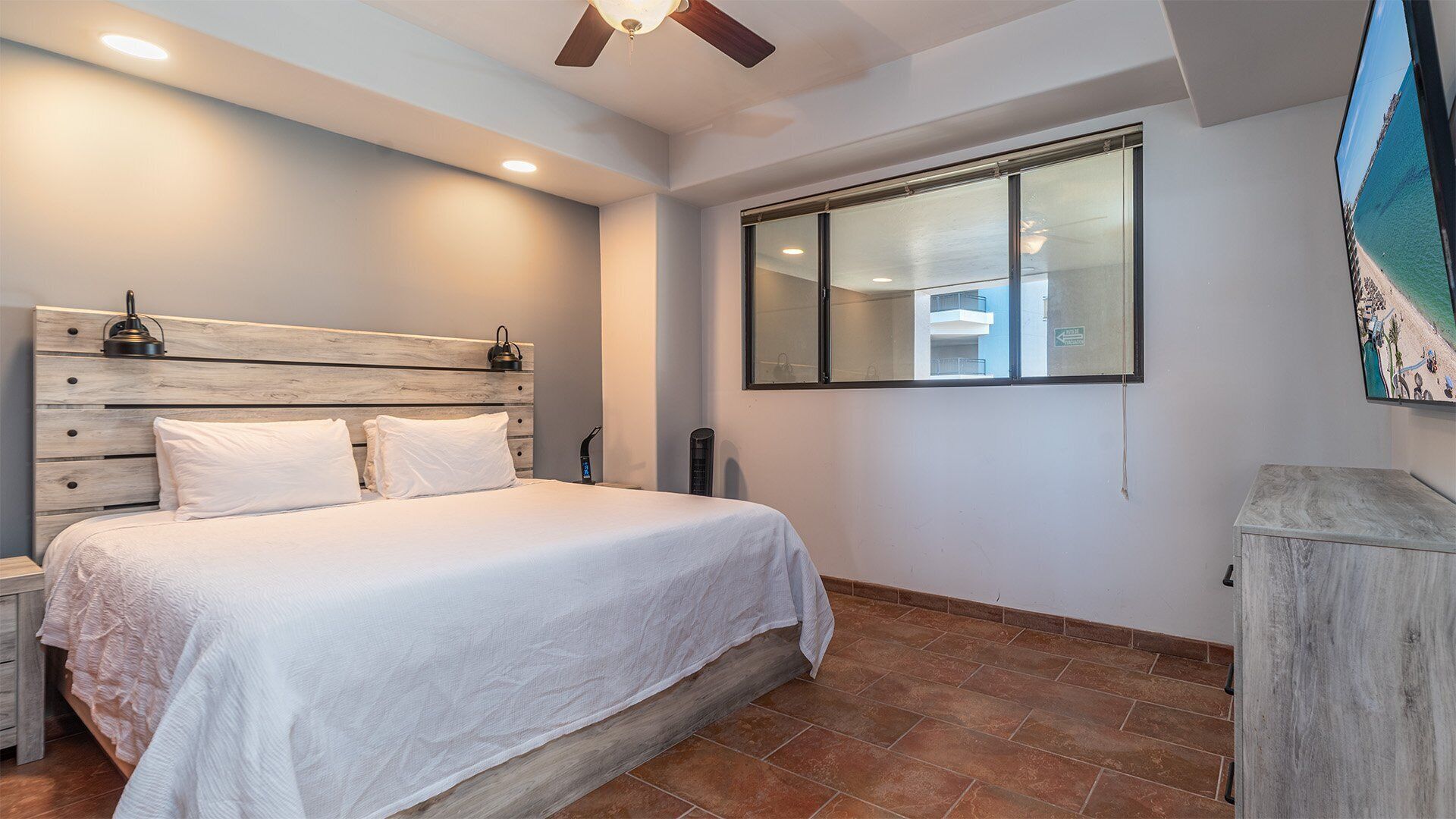 Condo, 1 King Bed with Sofa bed, Balcony, Ocean View (Las Palomas Resort Cristal 906) | 1 bedroom, individually decorated, individually furnished