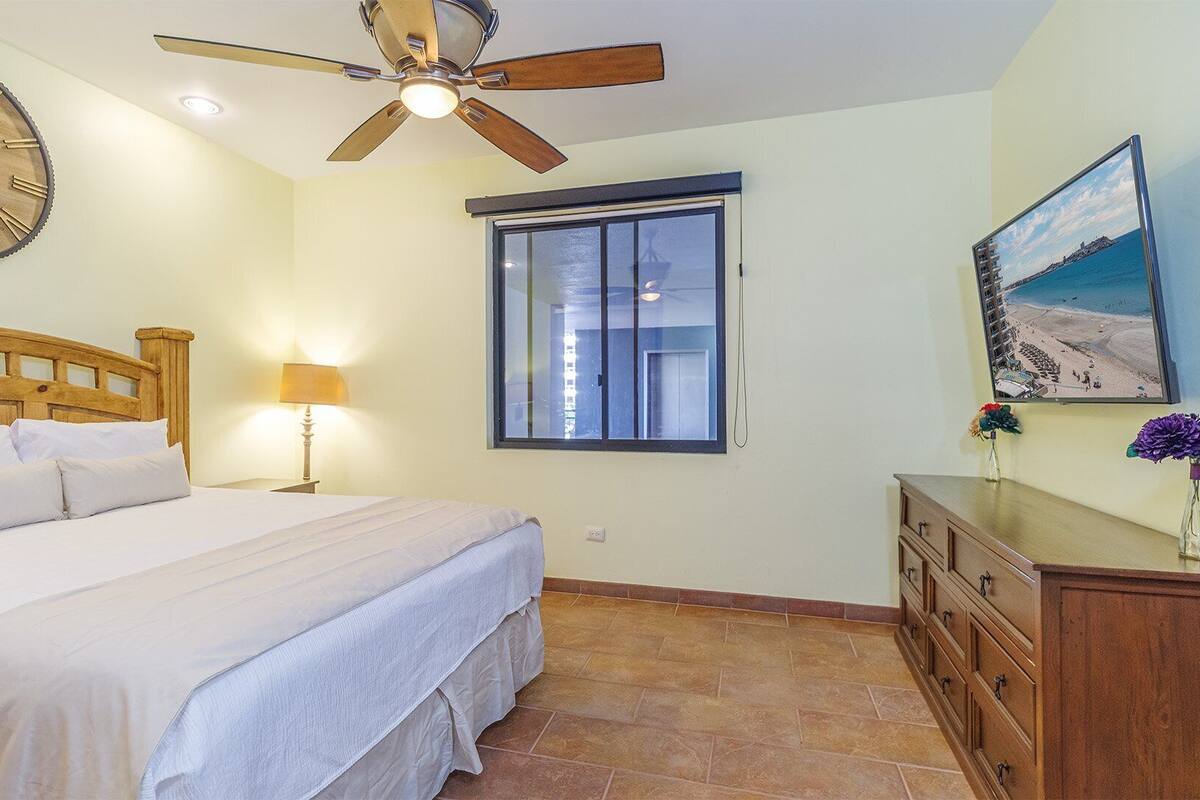 Condo, Multiple Beds, Balcony, Ocean View (Las Palomas Resort Coronado 305) | 1 bedroom, iron/ironing board, individually decorated