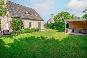 House | Exterior - Charming Villa Near the sea and Forest (De Koog)