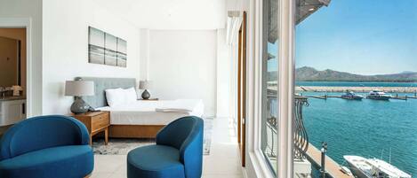 1 Schlafzimmer, Schreibtisch, Bügeleisen/Bügelbrett, Reisekinderbett