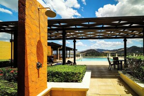 Outdoor dining - 401 Luxury Penthouse Marina View 3-Bedroom (Playa Flamingo)