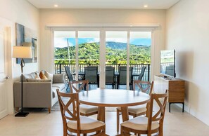 Fernseher, Arbeitsbereiche