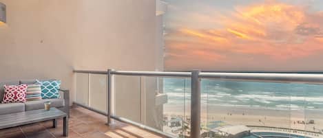 คอนโด, หลายเตียง, ระเบียง, วิวทะเล (Las Palomas Resort Cabrillo 706) | บริเวณที่พัก