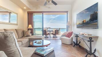 Condo, Multiple Beds, Balcony, Ocean View (Las Palomas Resort Cristal 503) | Living area | 42-inch flat-screen TV with digital channels