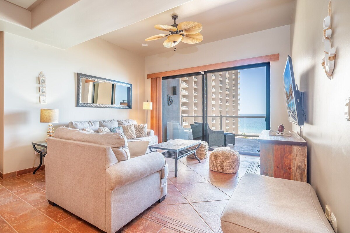 Condo, Multiple Beds, Balcony, Ocean View (Las Palomas Resort Cortez 404) | Living area | 42-inch flat-screen TV with digital channels