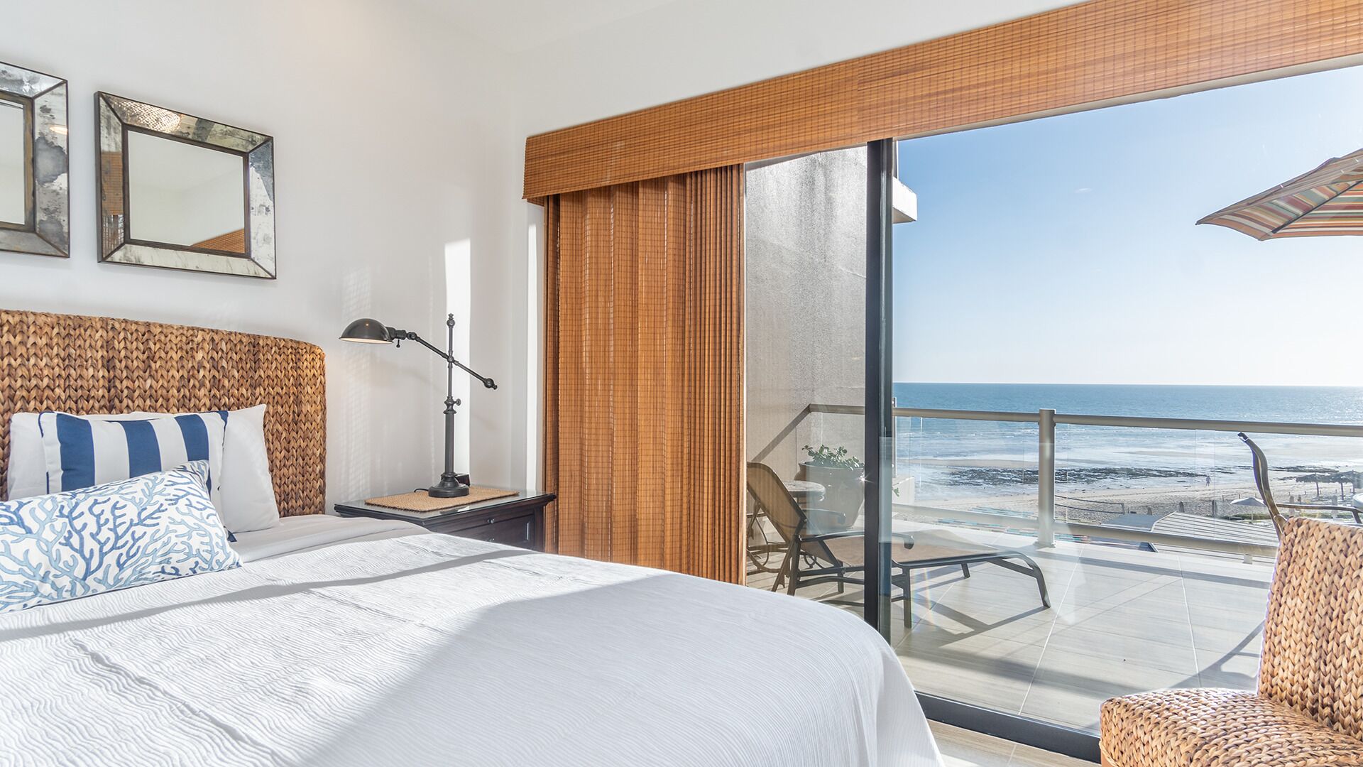 Condo, varias camas, balcón, vista al océano (Las Palomas Resort Coronado 304) | 2 habitaciones, decoración personalizada y muebles diferentes 