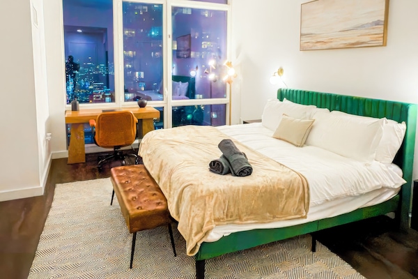 2 多间卧室、办公桌、熨斗/熨衣板、WiFi