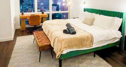 Luxe NYC Sky Apartment 2BR 2BA w/ Fireplace, Views