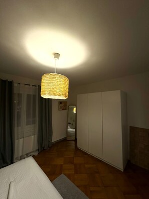 Iron/ironing board, internet