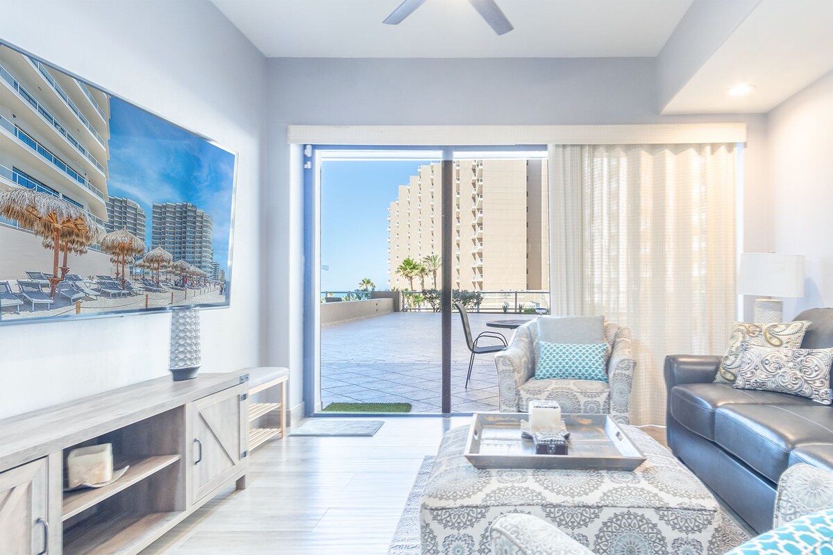 Condo, Multiple Beds, Balcony, Ocean View (Las Palomas Resort Topaz 101) | Living area | 42-inch flat-screen TV with digital channels