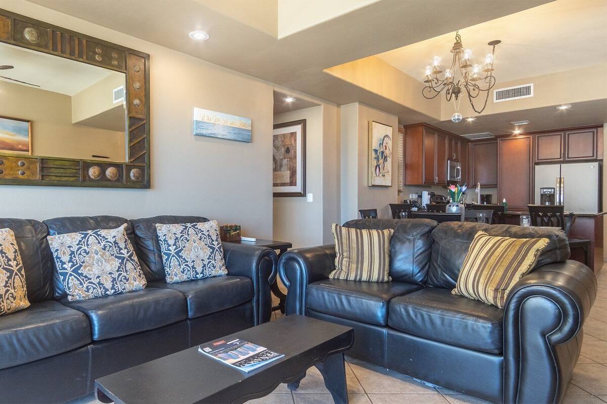 Condo, Multiple Beds, Balcony, Ocean View (Las Palomas Resort Topaz 201) | Living area