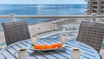 Condo, Multiple Beds, Balcony, Ocean View (Las Palomas Resort Coronado 503) | Outdoor dining