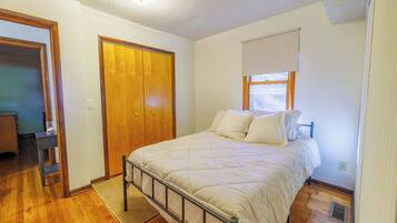 4 sovrum, internet och sängkläder