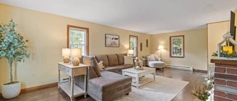 Televisión, futbolito y libros