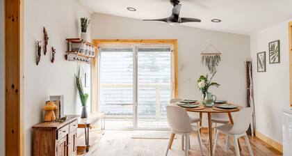 Village Retreat • Hot Tub & Views