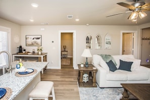 智能電視、書籍