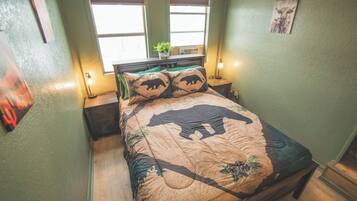 2 bedrooms, WiFi, bed sheets